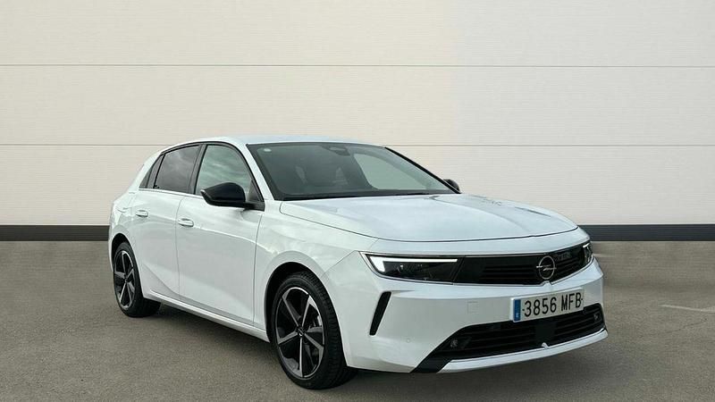 Usado Opel Astra Elegance 130 CV (95 kW) 2023 Blanco Utilitario