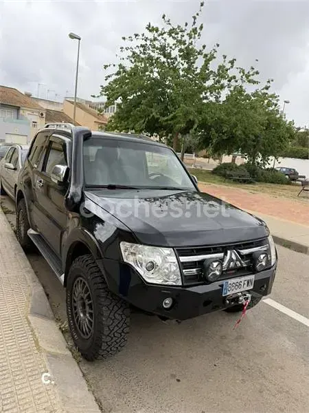 Usado Mitsubishi Montero 250 CV (183 kW) 2007 Negro SUV