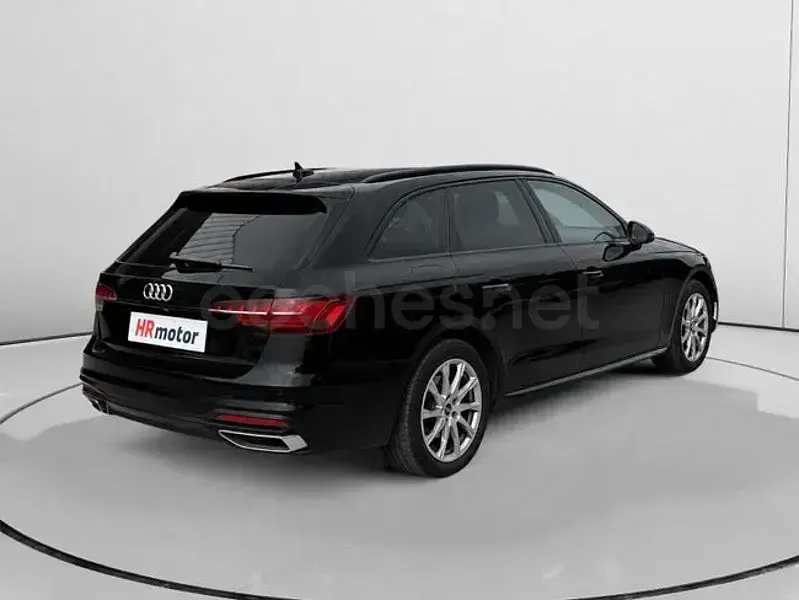 Usado Audi A4 Advanced Plus 163 CV (119 kW) 2022 Negro Familiar