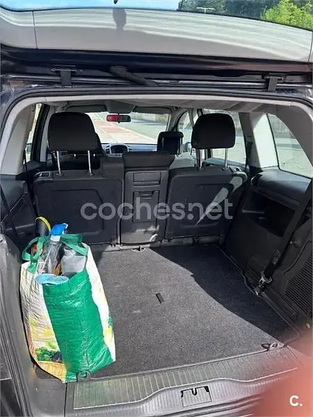 Usado Opel Zafira Cosmo 120 CV (88 kW) 2005 Negro Monovolumen