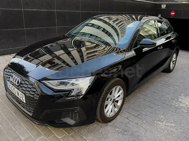 Usado Audi A3 150 CV (110 kW) 2023 Negro Berlina