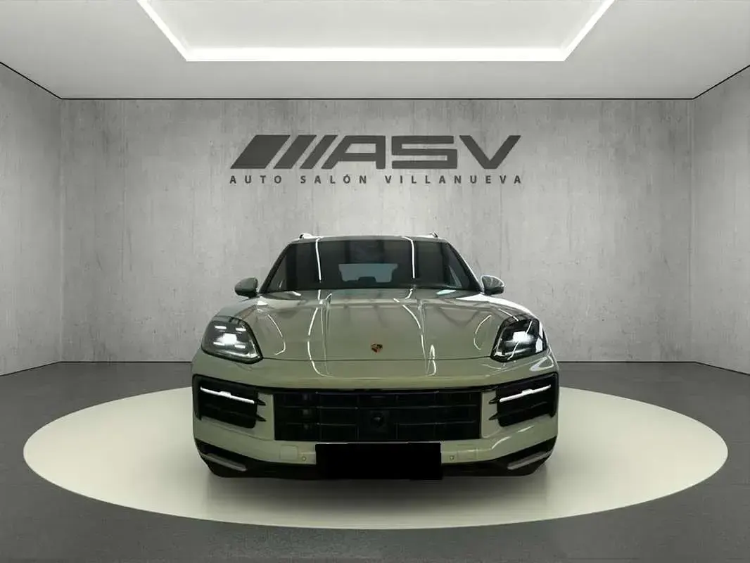 Usado Porsche Cayenne E-Hybrid 470 CV (345 kW) 2024 Gris SUV