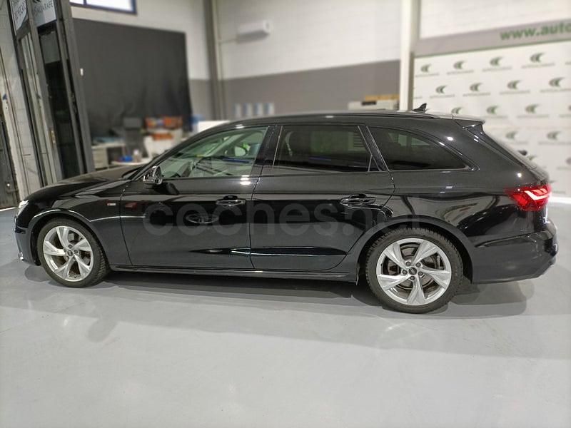 Usado Audi A4 S-Line 136 CV (100 kW) 2021 Negro Familiar