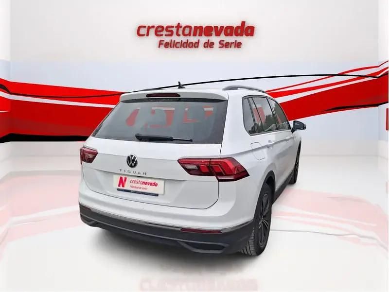 Usado VW Tiguan Life 150 CV (110 kW) 2023 SUV