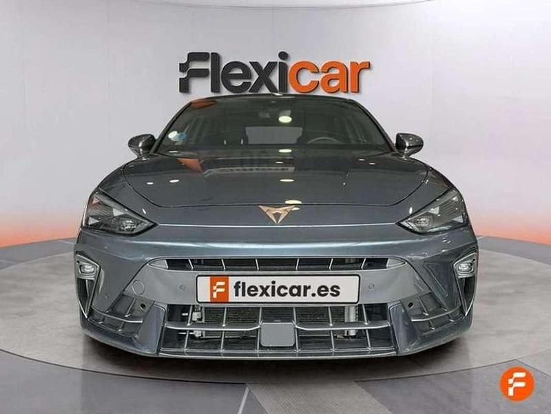 Usado Cupra Leon 204 CV (150 kW) 2025 Gris Utilitario