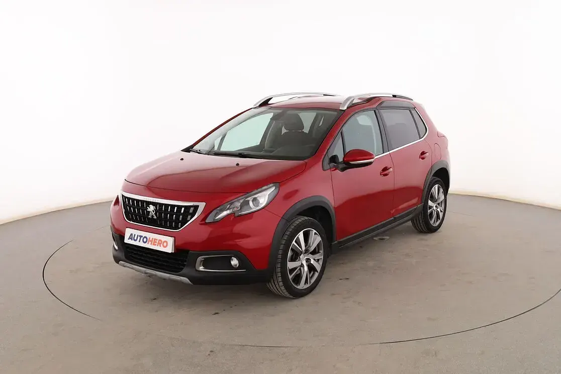 Usado Peugeot 2008 Allure 110 CV (80 kW) 2017 SUV