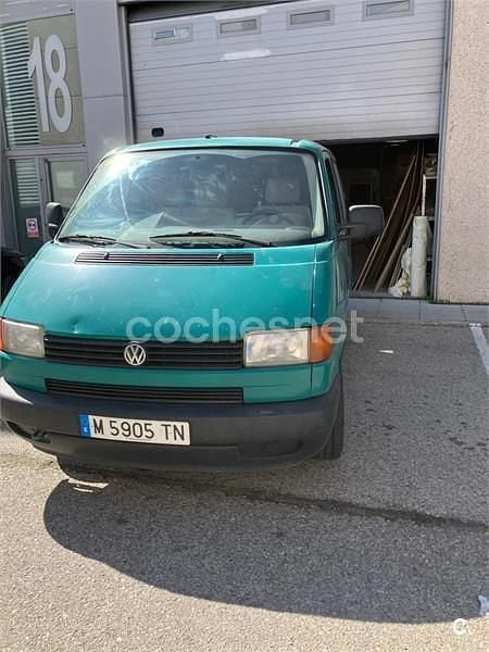 Usado VW Transporter 68 CV (50 kW) 1996 Verde Van