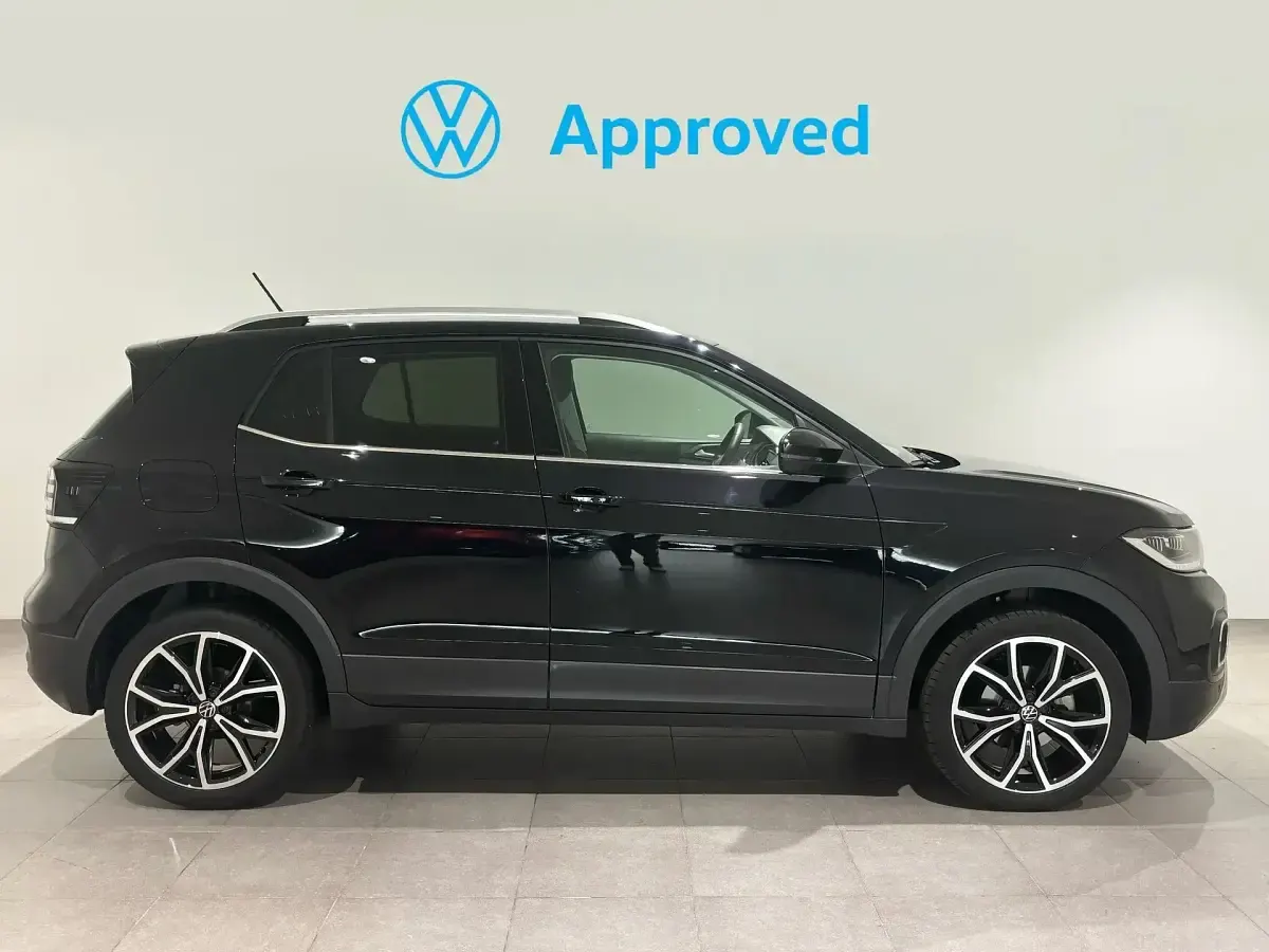 Usado VW T-Cross Sportline 150 CV (110 kW) 2023 Negro SUV