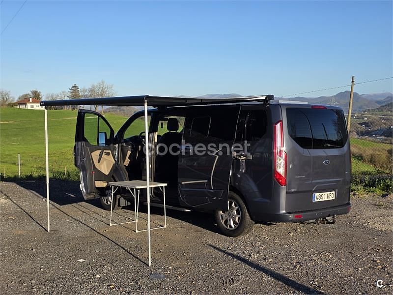 Usado Ford Tourneo Limited 155 CV (114 kW) 2013 Azul Monovolumen