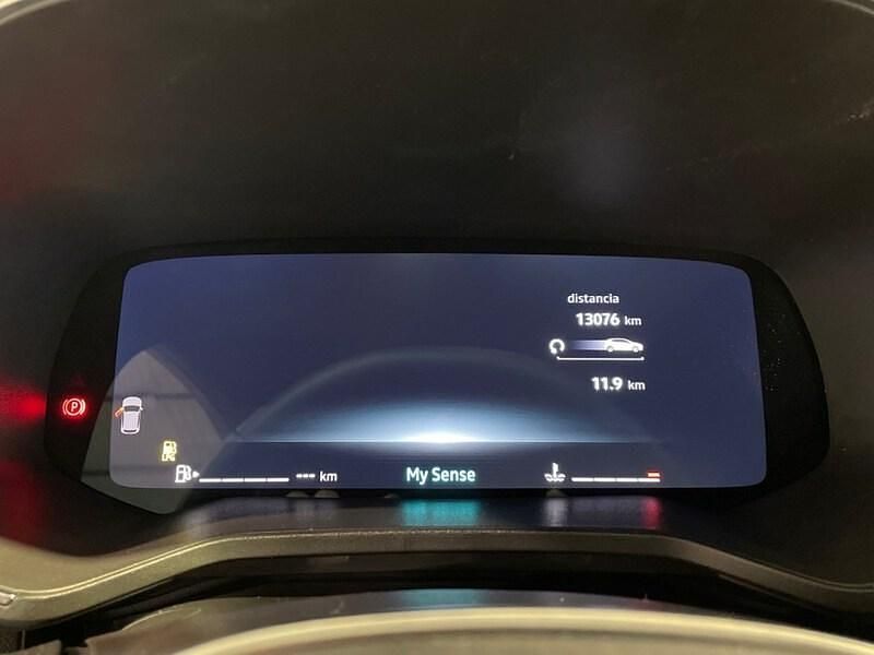 Usado Renault Clio V Techno 100 CV (73 kW) 2025 Azul Berlina