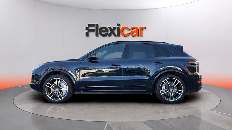 Usado Porsche Cayenne Turbo 550 CV (404 kW) 2018 Negro SUV