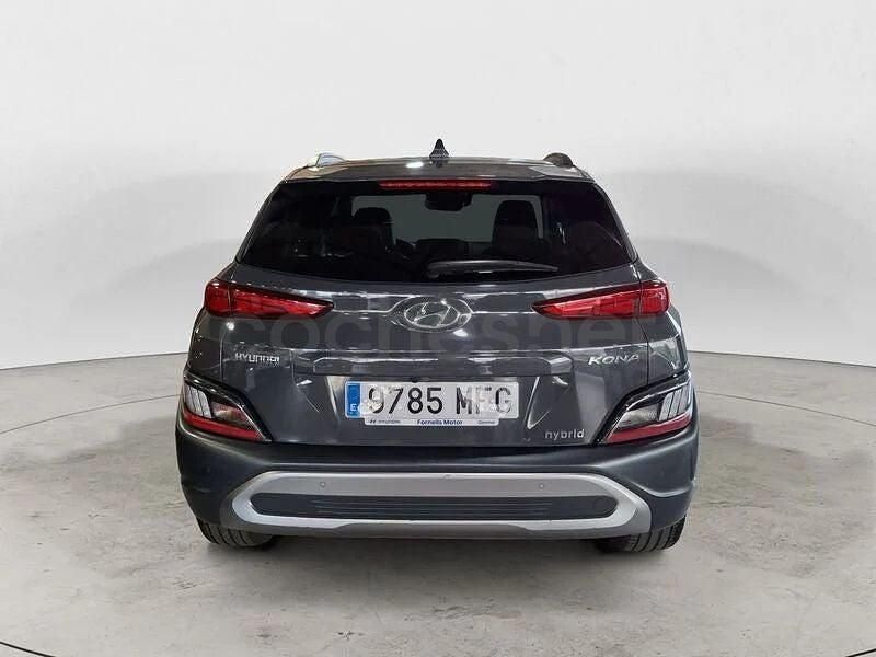 Usado Hyundai Kona Style 141 CV (103 kW) 2023 Gris / plata SUV