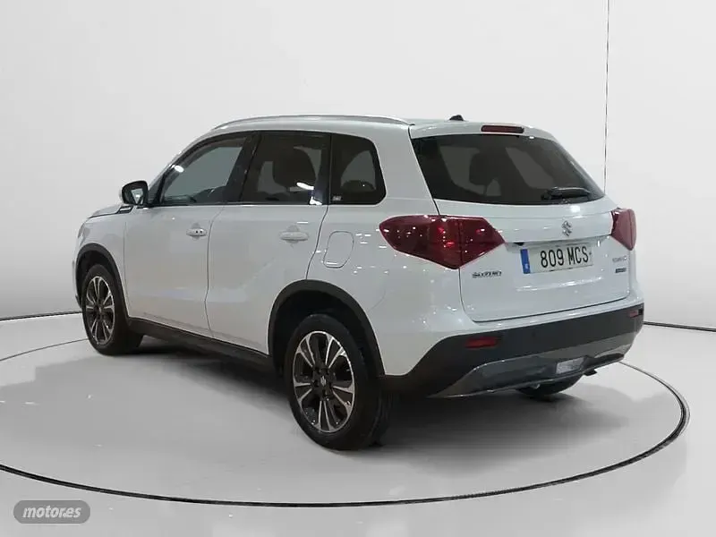 Usado Suzuki Vitara GLX 129 CV (94 kW) 2022 Blanco SUV