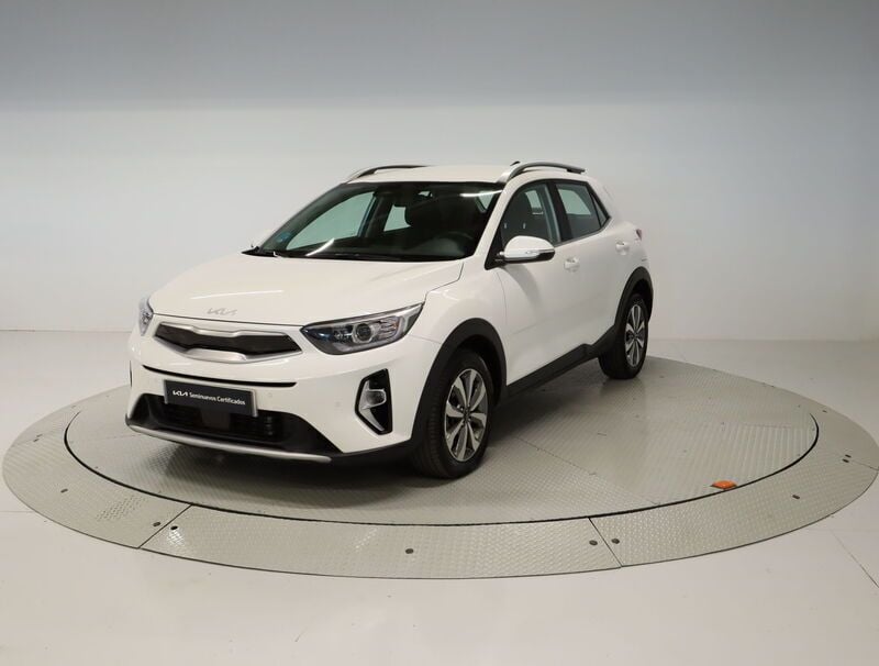 Blanco Usado 2024 Kia Stonic SUV | 20.500 € (Un poco caro) - Imagen 1/4