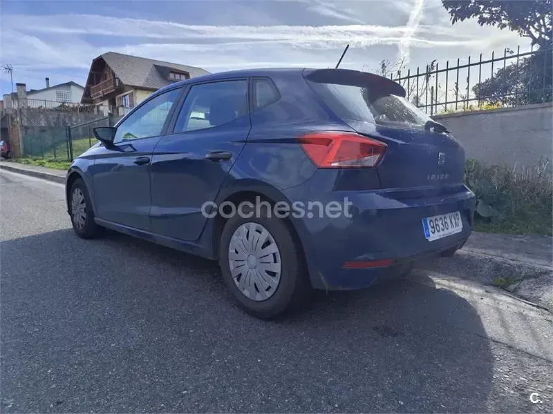 Usado Seat Ibiza Reference 80 CV (58 kW) 2019 Azul Utilitario