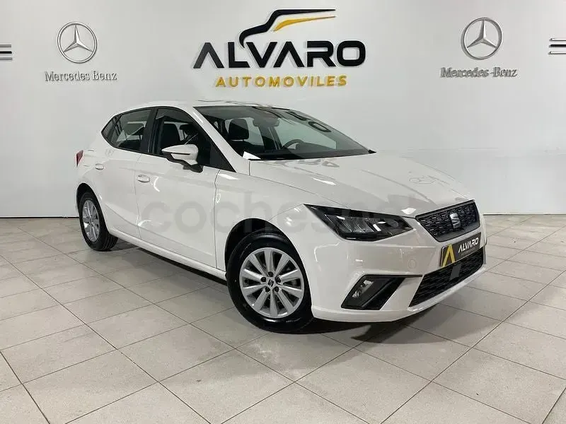 Usado Seat Ibiza Reference 80 CV (58 kW) 2022 Blanco Utilitario