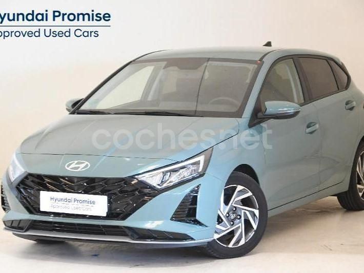 Verde Usado 2024 Hyundai i20 Berlina | 18.490 € (Precio justo) - Imagen 1/2