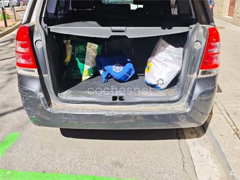 Usado Opel Zafira Energy 120 CV (88 kW) 2009 Gris / plata Monovolumen