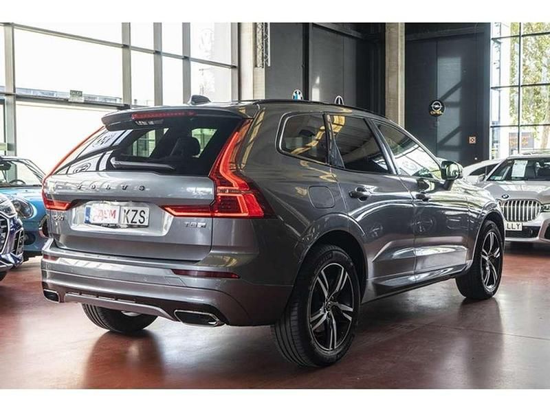Usado Volvo XC60 R-Design 392 CV (288 kW) 2019 Gris SUV