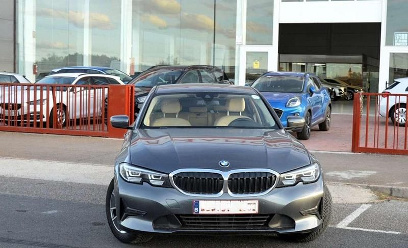 Usado BMW 318 150 CV (110 kW) 2021 Gris Berlina