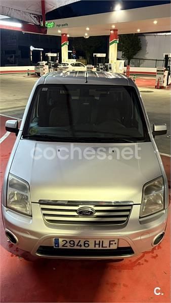 Usado Ford Tourneo Connect Titanium 95 CV (69 kW) 2013 Gris / plata Monovolumen
