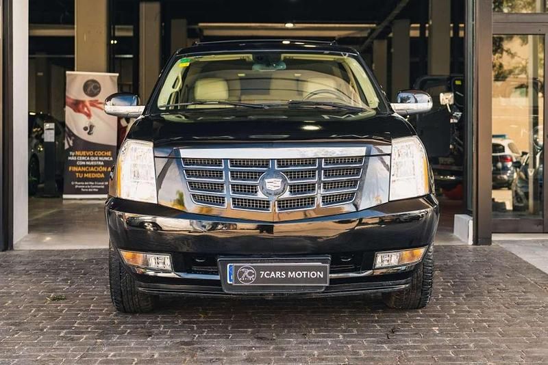 Usado Cadillac Escalade 409 CV (300 kW) 2007 Negro SUV