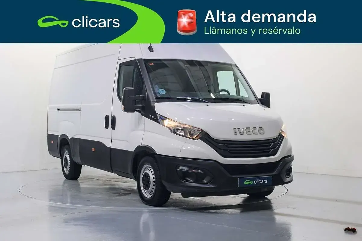 Usado Iveco Daily 156 CV (114 kW) 2021 Blanco Van