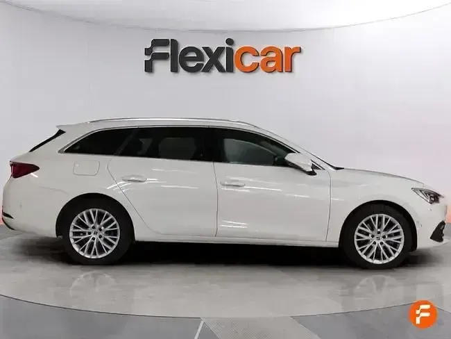 Usado Seat Leon XCELLENCE 204 CV (150 kW) 2021 Blanco Familiar
