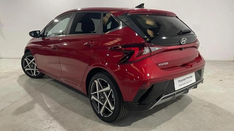 Nuevo Hyundai i20 100 CV (73 kW) 2025 Rojo