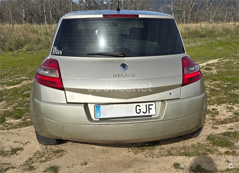 Usado Renault Mégane II 105 CV (77 kW) 2008 Beige Berlina