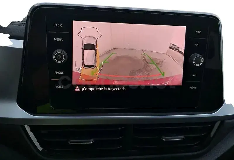 Usado VW T-Roc Life 150 CV (110 kW) 2022 Rojo SUV