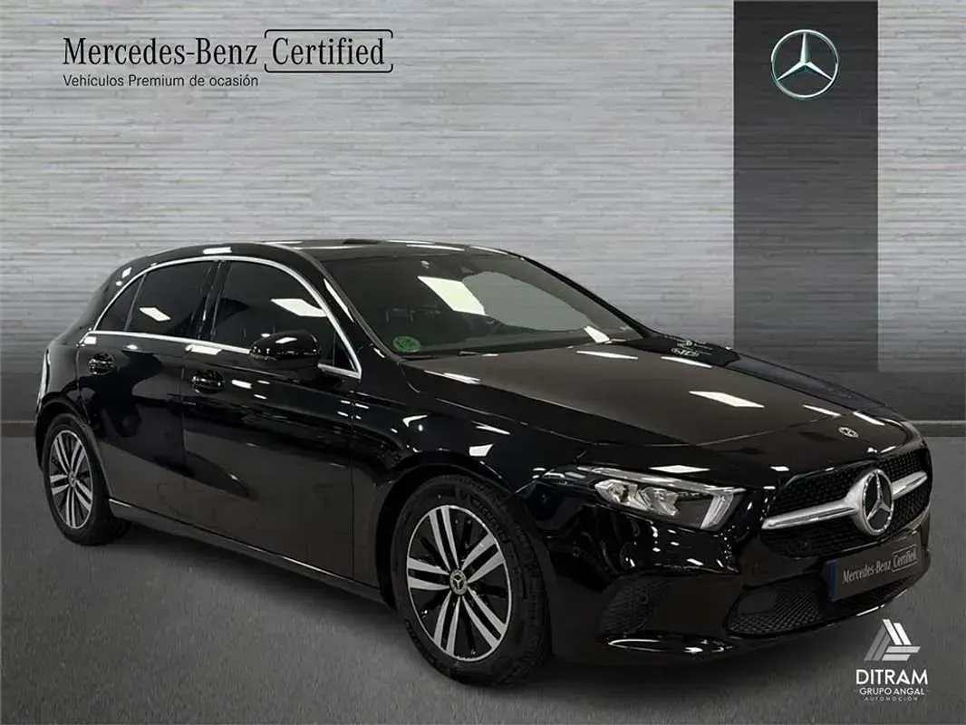 Usado Mercedes A180 136 CV (100 kW) 2022 Berlina