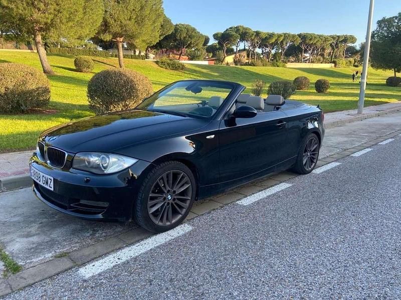 Negro Usado 2009 BMW 120 Cabriolet Descapotable | 7999 € (Super precio) - Imagen 1/4