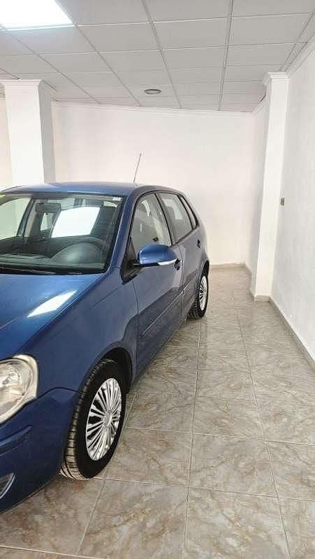 Usado VW Polo Advance 80 CV (58 kW) 2007 Azul Utilitario