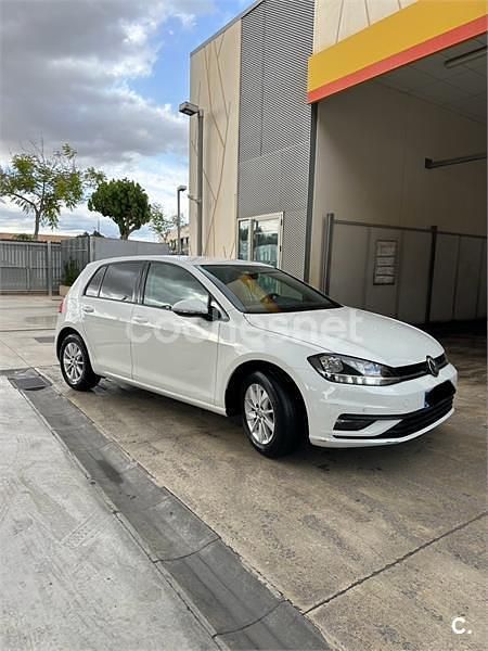 Usado VW Golf VII Edition 115 CV (84 kW) 2018 Blanco Familiar