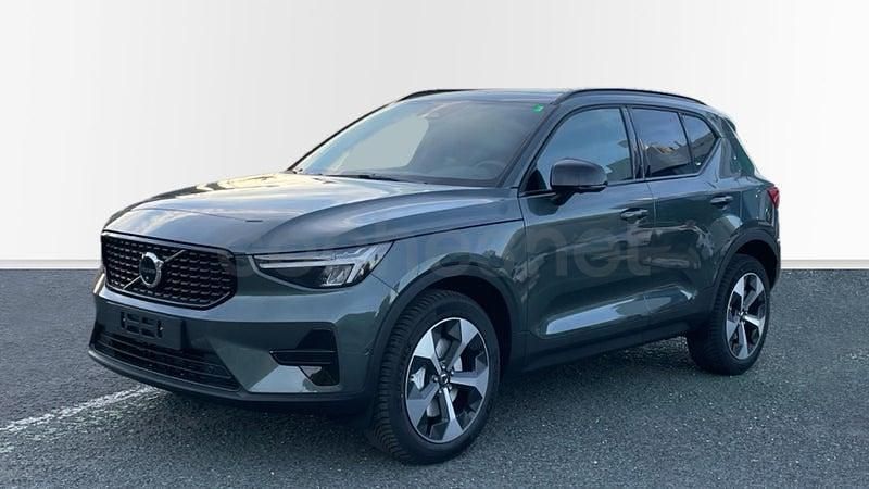Nuevo Volvo XC40 Plus 197 CV (144 kW) 2025 Verde SUV