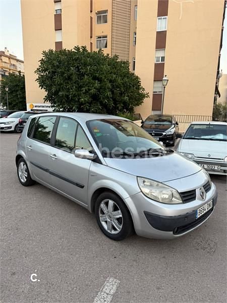 Gris / plata Usado 2005 Renault Scénic II Authentique Monovolumen | 2250 € (Buen precio) - Imagen 1/4