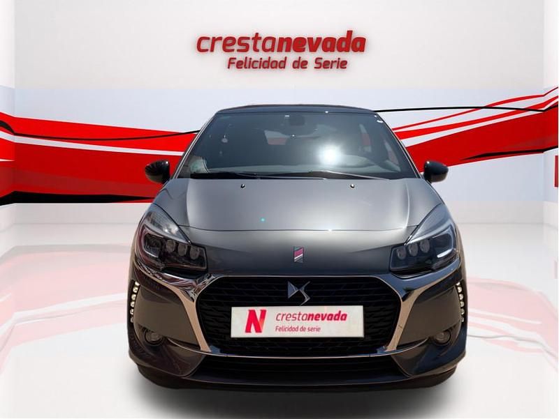 Usado DS Automobiles DS3 Crossback Performance 110 CV (80 kW) 2019 Gris / plata SUV