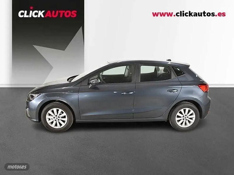 Usado Seat Ibiza Style 95 CV (69 kW) 2024 Gris Berlina