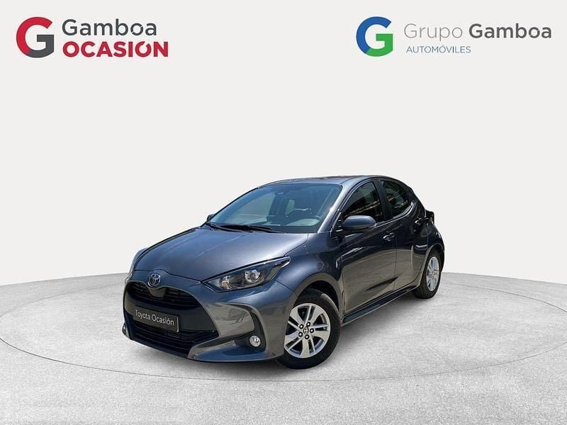 Gris Usado 2024 Toyota Yaris Edition Berlina | 18.090 € (Buen precio) - Imagen 1/4
