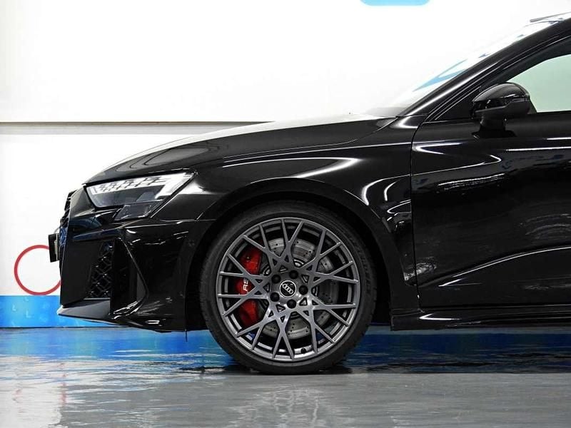 Usado Audi RS3 Sportback 400 CV (294 kW) 2025 Negro Utilitario