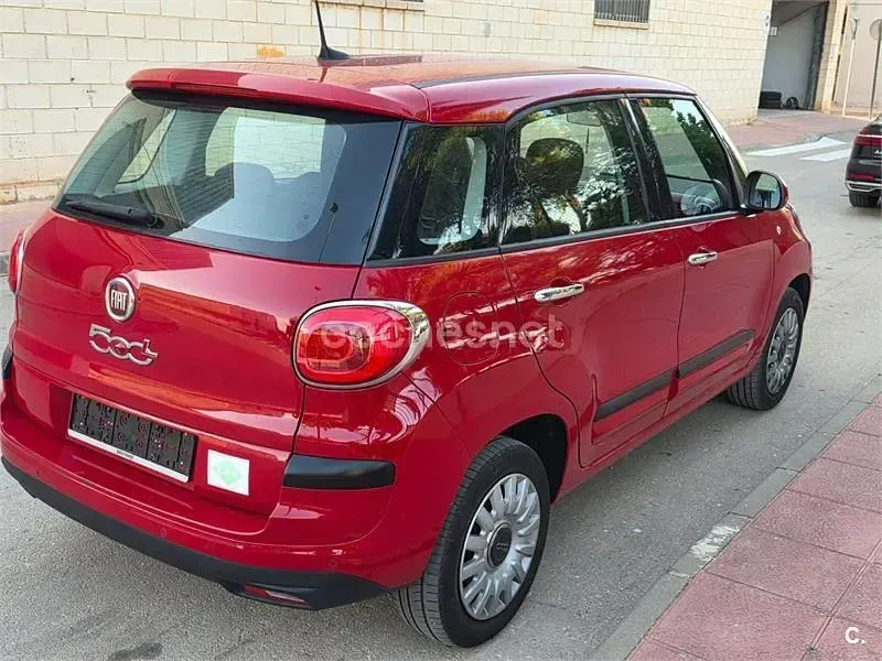Usado Fiat 500L Pop Star 80 CV (58 kW) 2018 Rojo Monovolumen