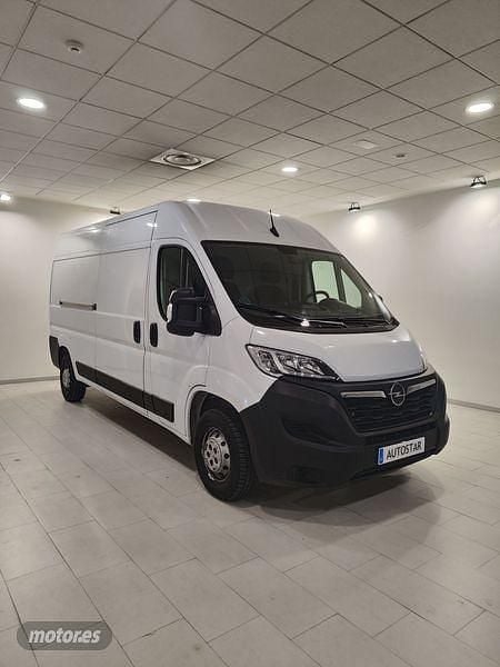 Blanco Usado 2023 Opel Movano Van | 25.900 € - Imagen 1/4
