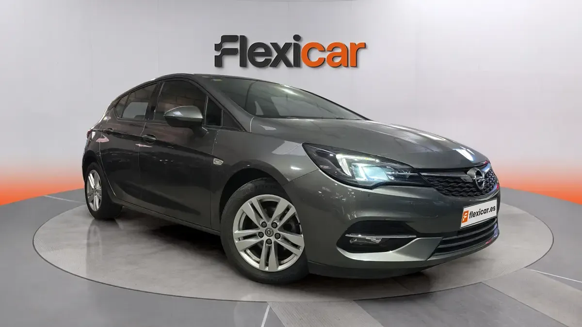 Usado Opel Astra 110 CV (80 kW) 2020 Berlina