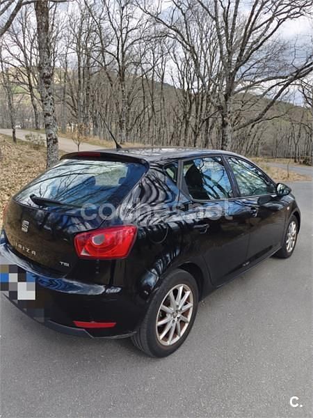 Usado Seat Ibiza Reference 90 CV (66 kW) 2015 Negro Berlina