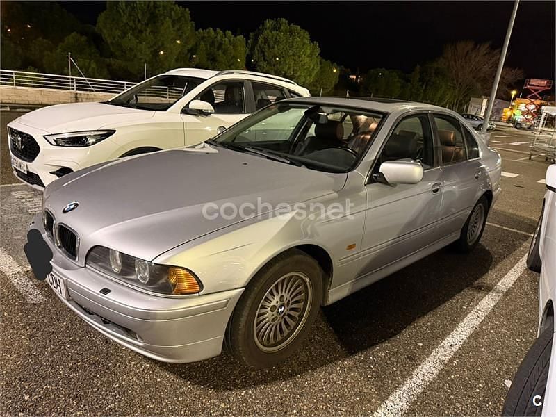 Usado BMW 530 193 CV (141 kW) 2002 Gris / plata Berlina