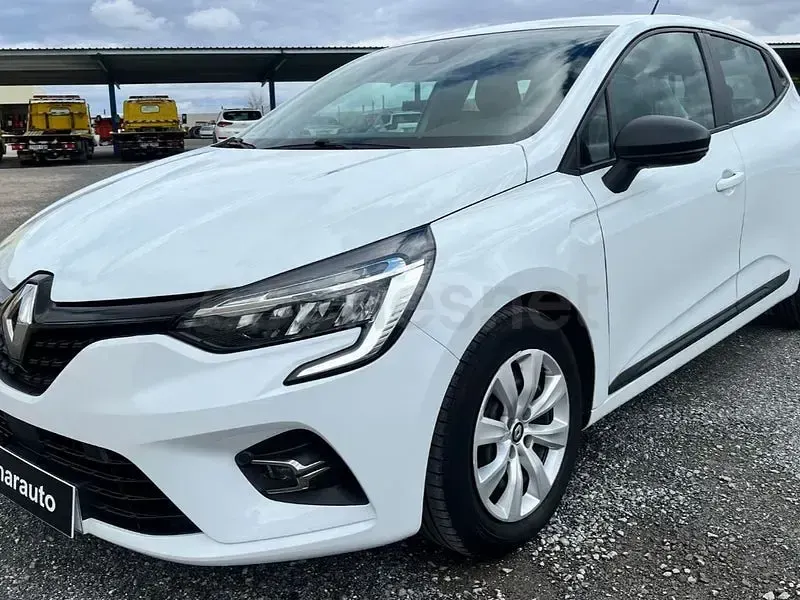 Usado Renault Clio V Business 100 CV (73 kW) 2021 Blanco Berlina