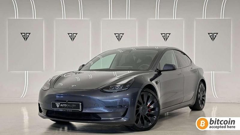 Plateado Usado 2021 Tesla Model 3 Long Range AWD Berlina | 34.900 € (Un poco caro) - Imagen 1/4