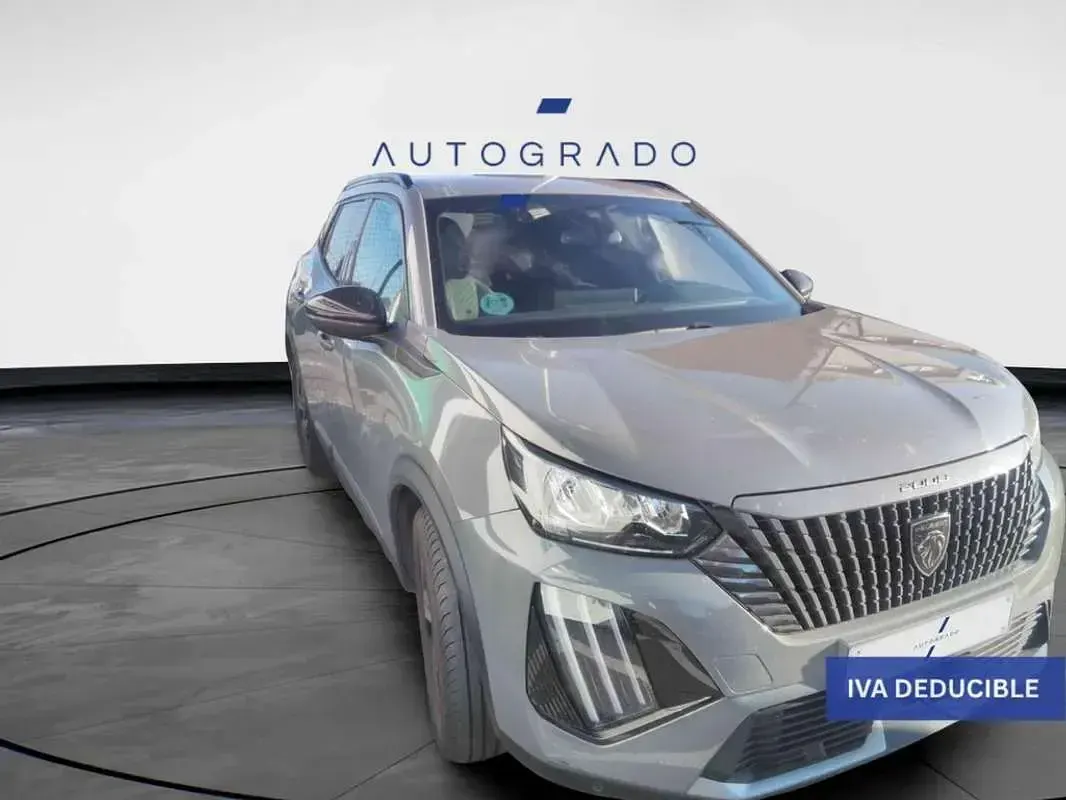 Usado Peugeot 2008 Allure 101 CV (74 kW) 2024 Gris SUV