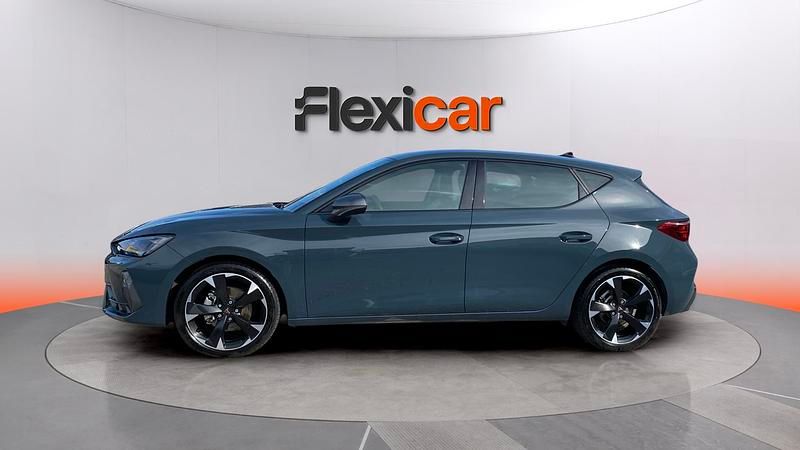 Używany Cupra Leon 150 KM (110 kW) 2025 Niebieski Kombi